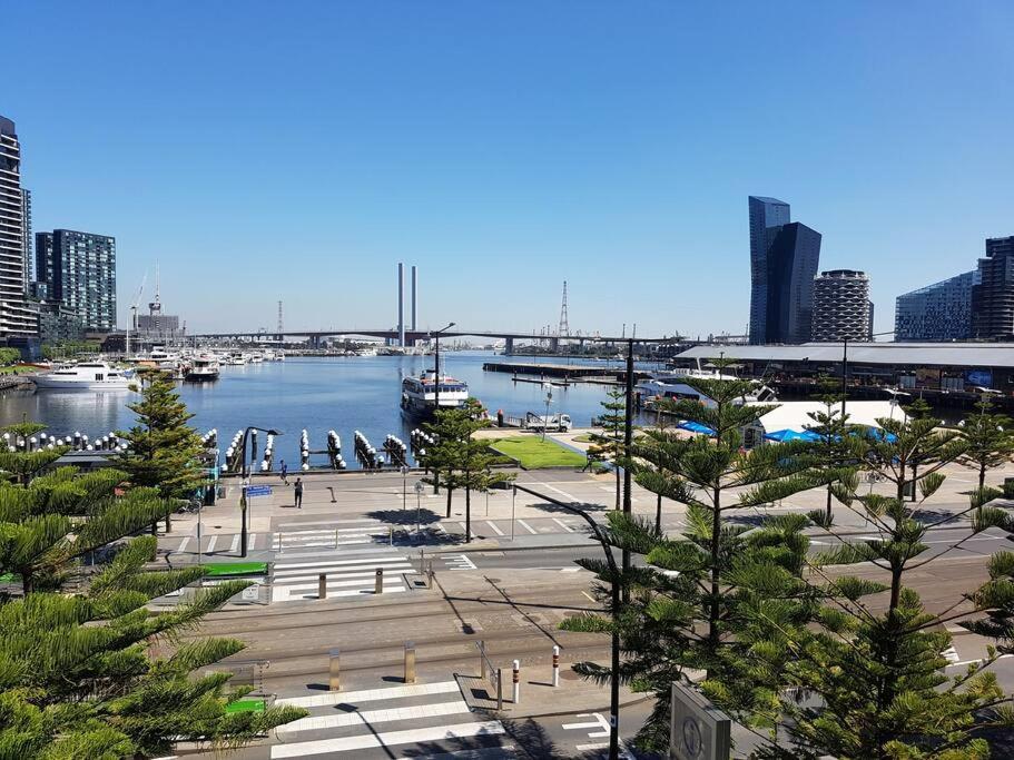 Melbourne Docklands Riverside Views Exterior foto