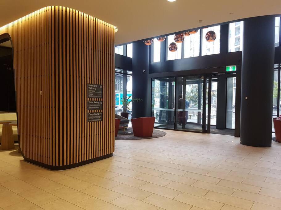 Melbourne Docklands Riverside Views Exterior foto